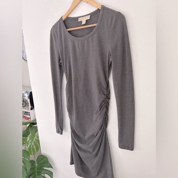 Michael Kors Ruched Long Sleeve Dress ~ size XS 🐞 - Picture 4 of 6
